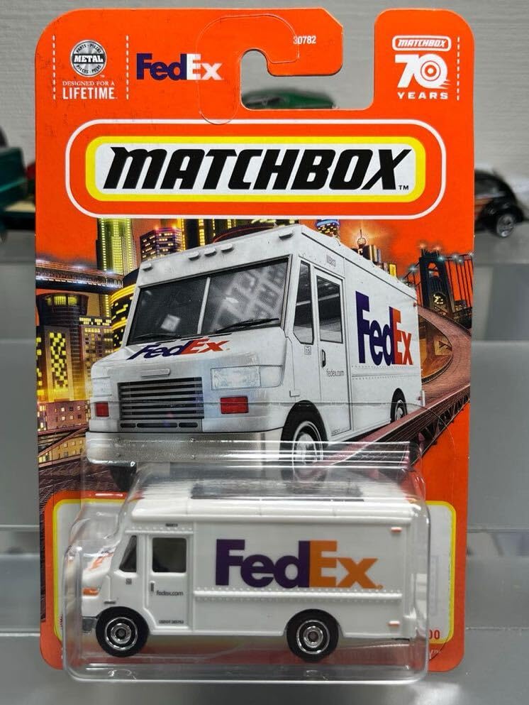Amazon.co.jp: MATCHBOX FedEx. EXPRESS DELIVERY フェデックス